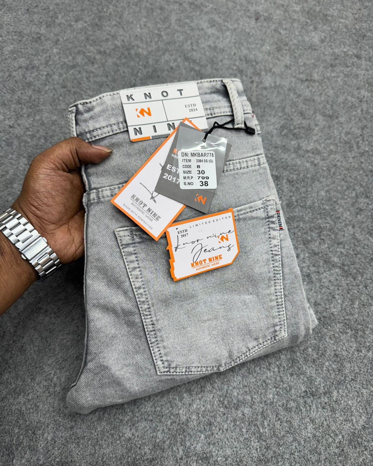 Ankle Fit Jean